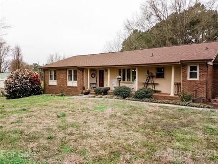 27297 Hedge Road sold home in Crystal Park, Albemarle, NC