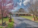 410 Wayside Lane sold home in Hendersonville, SC