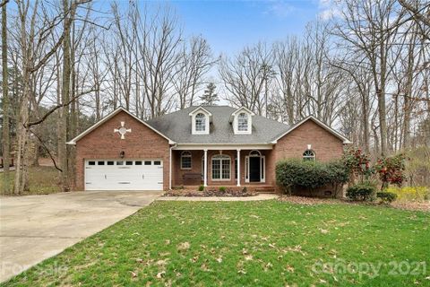 4563 Long Cove Drive sold home in Ashley Cove, Denver, NC