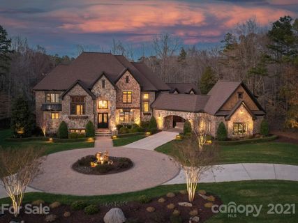 1009 Shippon Lane
