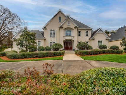 2509 Richardson Drive