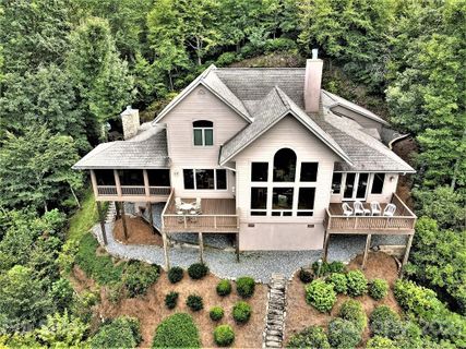 321 Summit Drive