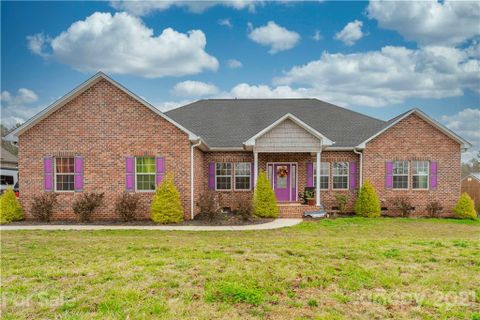 2330 Fay Jones Road sold home in Wingate Hills, Denver, NC