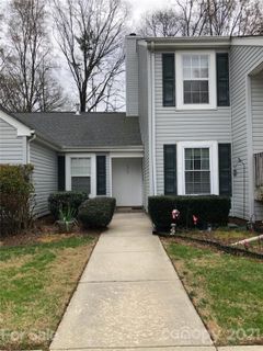 1576 Hunt Club Court