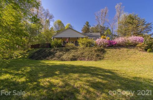 104 Founders Way