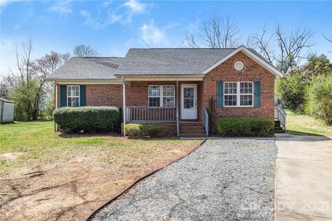 1001 Fairmont Street sold home in East End, Monroe, NC