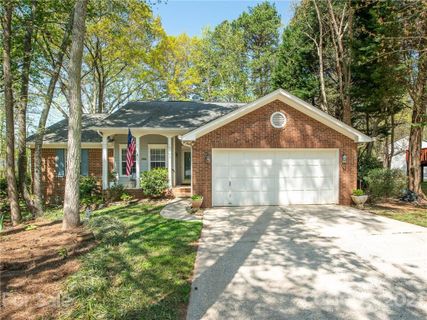 2705 Gold Spike Court