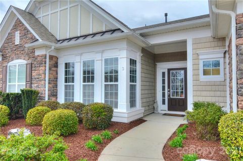 7240 Shenandoah Drive