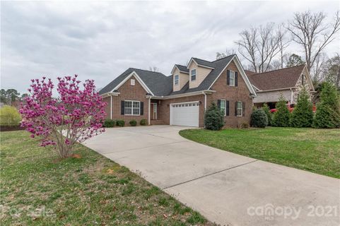 1105 Ruthburn Court