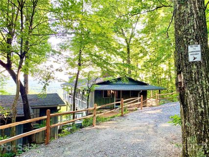 315 Viking Trail