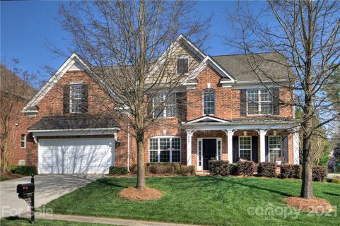 9904 Paxton Run Road