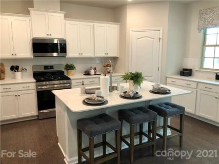 1008 Willow Bend Drive 75 sold home in Willow Bend, Fort Mill, SC