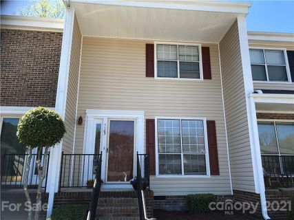1103 Surry Lane