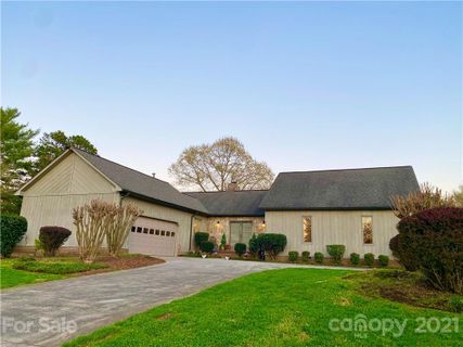 3240 15th Street sold home in North Pines, Hickory, NC