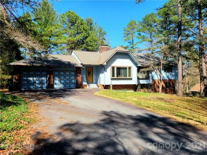 21 S Oaks Circle sold home in South Oaks, Asheville, NC