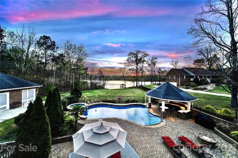 5230 Plantation Ridge Road