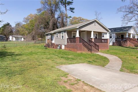 4401 Glenwood Drive