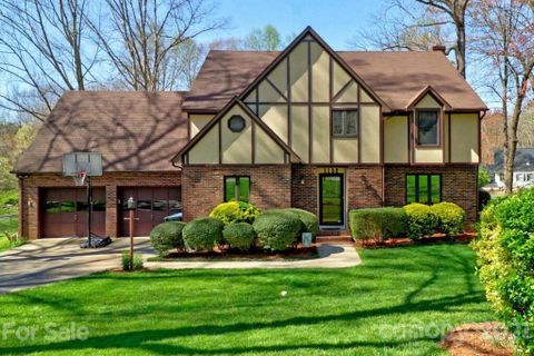 1132 Magnolia Street