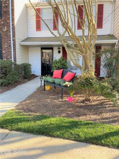 9778 Old Gate Drive sold home in Pheasant Knoll, Matthews, NC