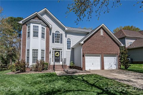 8709 Huntland Court