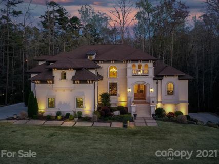 1013 Seminole Drive