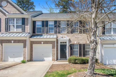 6007 Queens Walk Court