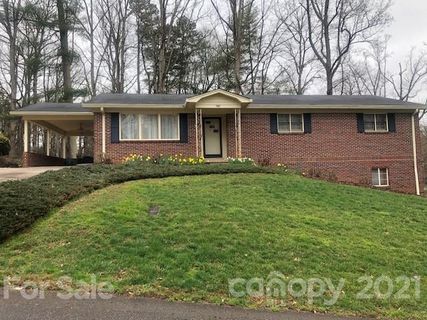 141 30th Avenue sold home in Fairview Park, Hickory, NC