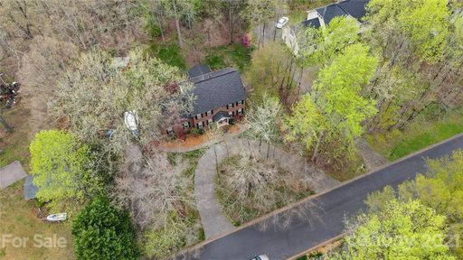11114 Brandonwood Lane sold home in Brandonwood, Matthews, NC