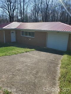 100 Sherwood Forest Drive sold home in Sherwood Forest, Nebo, NC