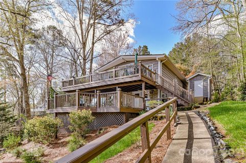 550 Deerfield Road