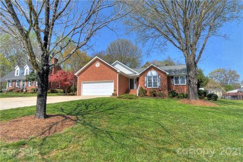 106 Knoll Court