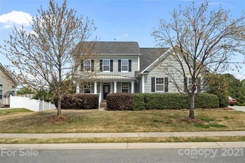 2151 Chickasaw Loop