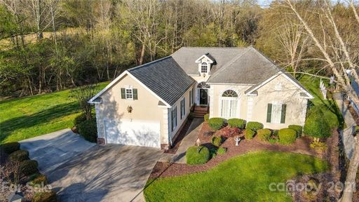 425 Spyglass Hill Place sold home in Crescent Golf and Country Club, Salisbury, NC