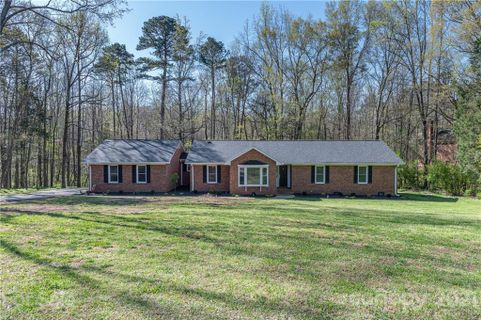 705 Winding Brook Road sold home in Twin Brook, Monroe, NC