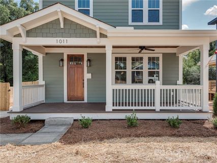 Previously sold for $572,500