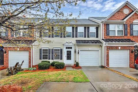 417 Windsor Gate Drive sold home in Palmetto Traces, Fort Mill, SC