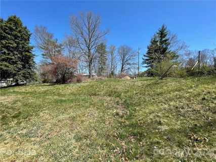 478 Booker Street sold home in Lincoln Park, Asheville, NC