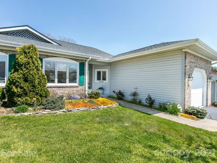 7 Country Meadows Lane