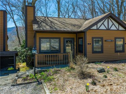 35 National Forest Drive sold home in Alpine Village, Burnsville, NC