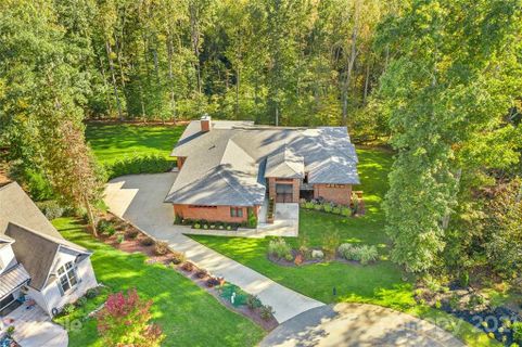 173 Burnell Place