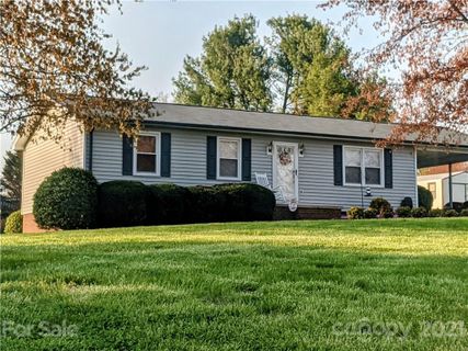 240 Greenlea Circle 42&43 sold home in Greenlea North, Taylorsville, NC