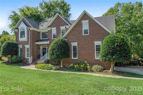 10801 Megwood Drive sold home in Berwick, Charlotte, NC