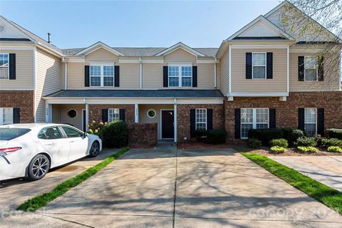 1516 Sylvia Court
