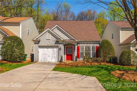 811 Autumn Rain Lane sold home in Scaleybark Place, Charlotte, NC