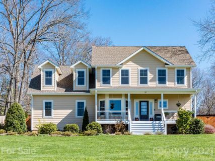 27 Farm Pond Lane