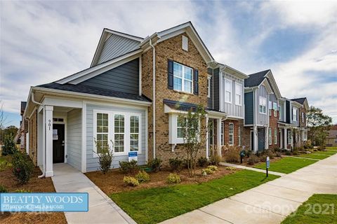 534 Dorman Street 23