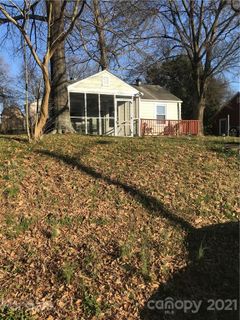 2100 Double Oaks Road sold home in Double Oaks, Charlotte, NC