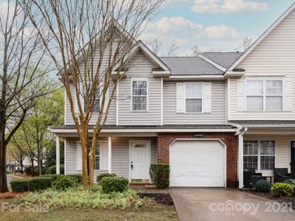 10903 Walking Path Lane
