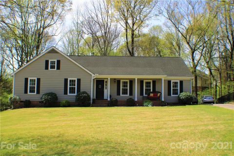 6107 Lexham Lane