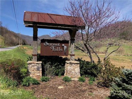 99999 Sunset Falls Drive 4A, 10, 14 sold home in Sunset Falls at Bald Creek, Clyde, NC